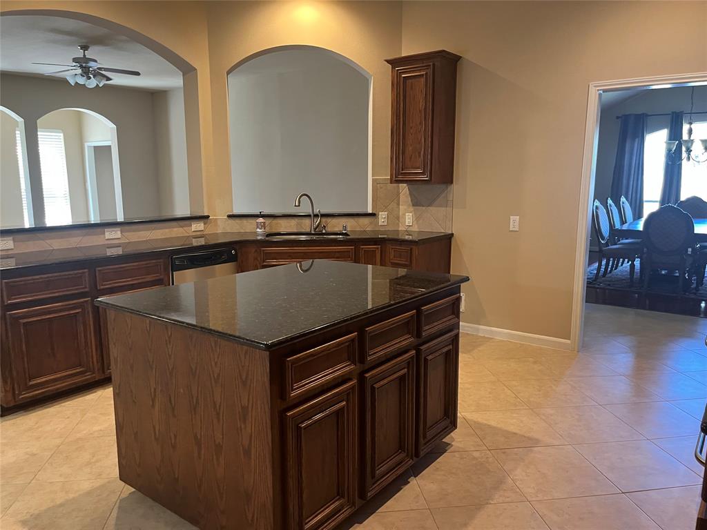 2904 Lakemist Court, League City, Texas image 16