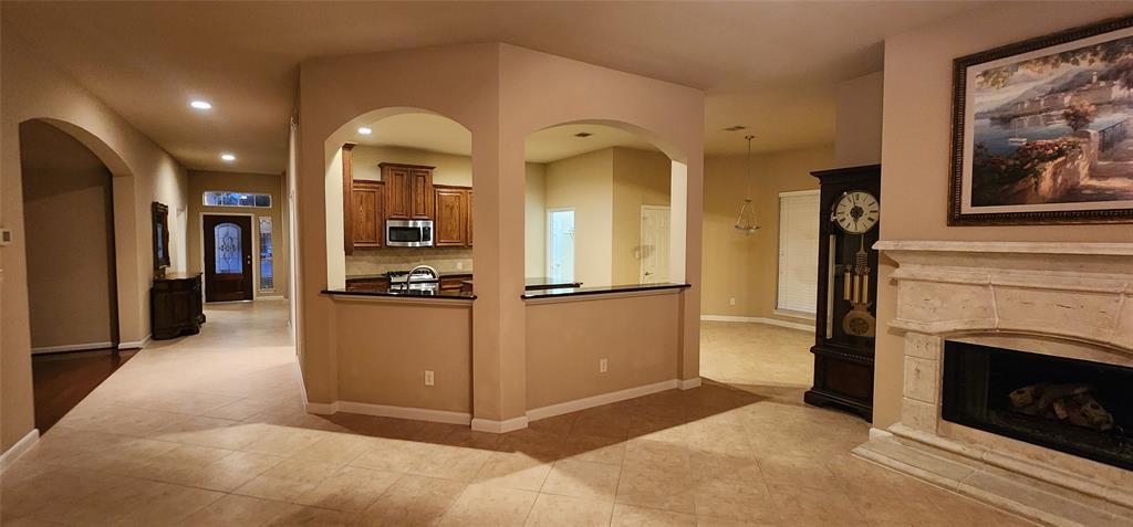 2904 Lakemist Court, League City, Texas image 10