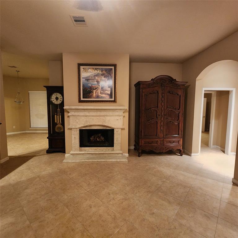 2904 Lakemist Court, League City, Texas image 11