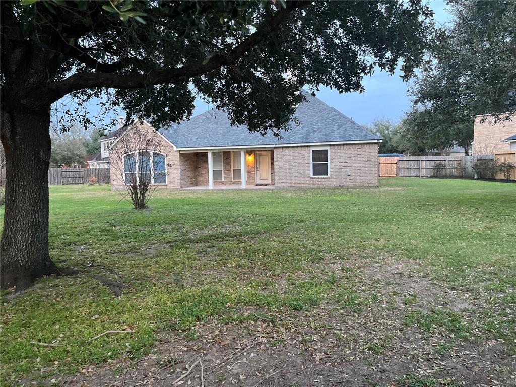 2904 Lakemist Court, League City, Texas image 47