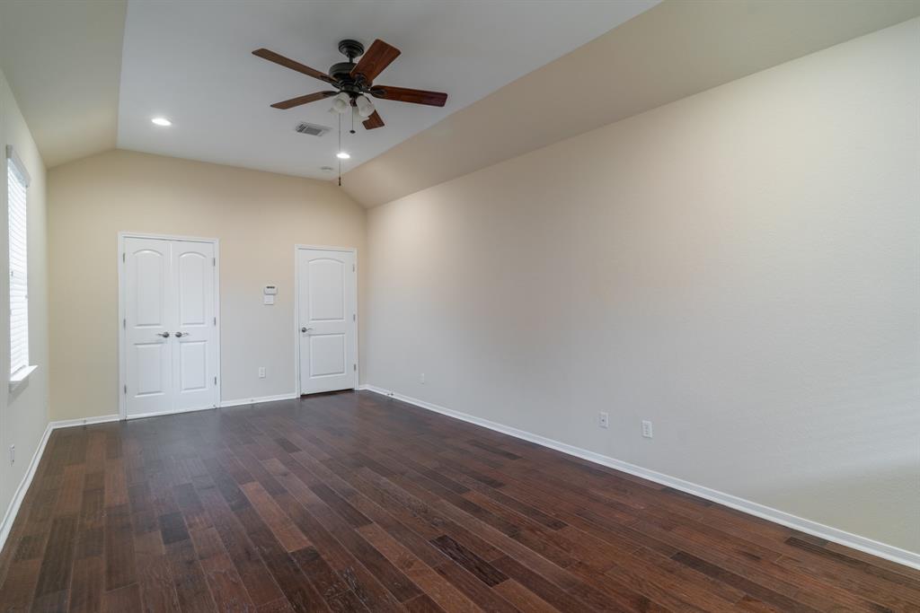 4704 High Creek Court, Alvin, Texas image 25
