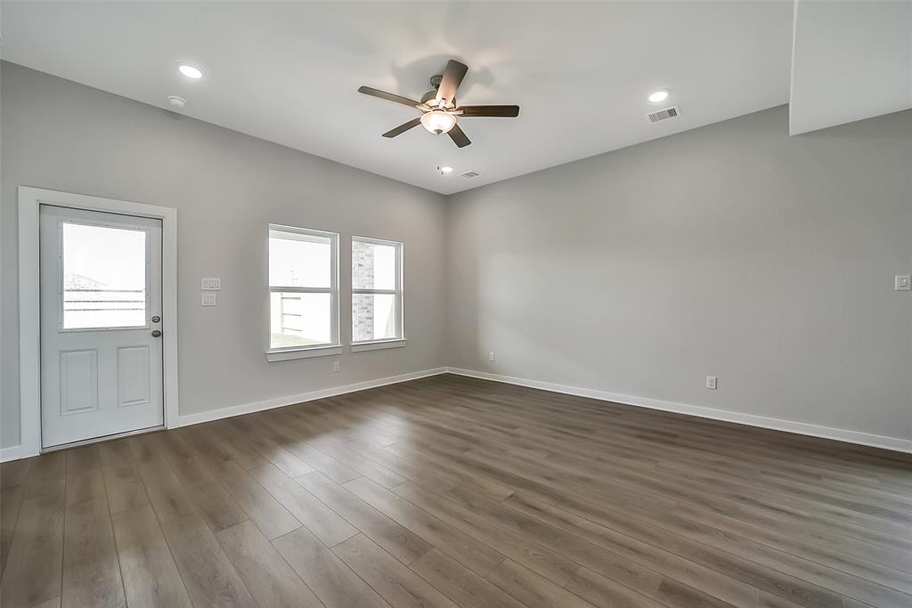 1014 Wildflower Way Drive, Beasley, Texas image 6
