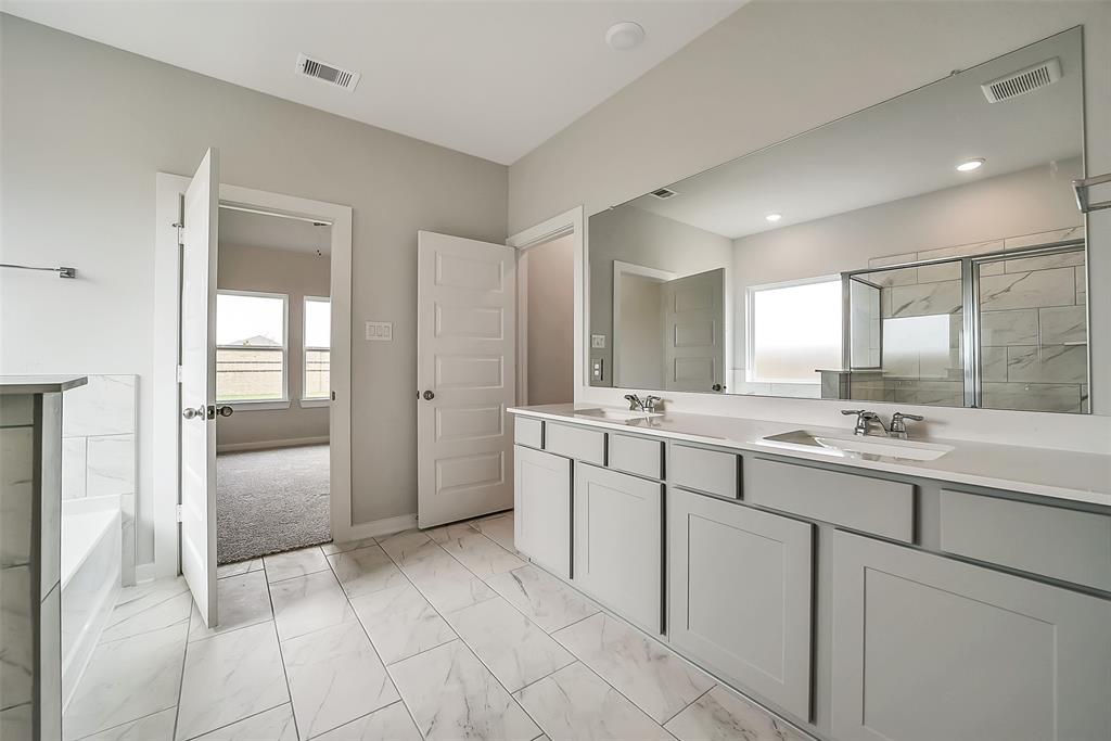 1014 Wildflower Way Drive, Beasley, Texas image 15