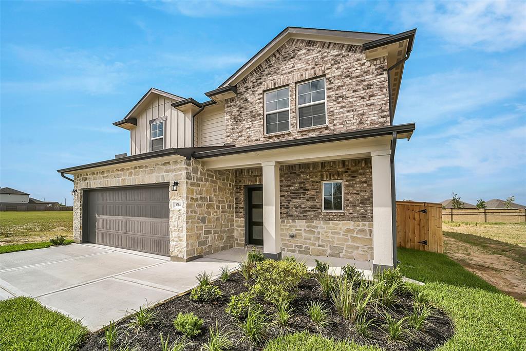1014 Wildflower Way Drive, Beasley, Texas image 1