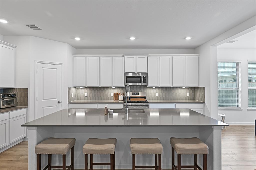 805 Westwood Drive, League City, Texas image 10