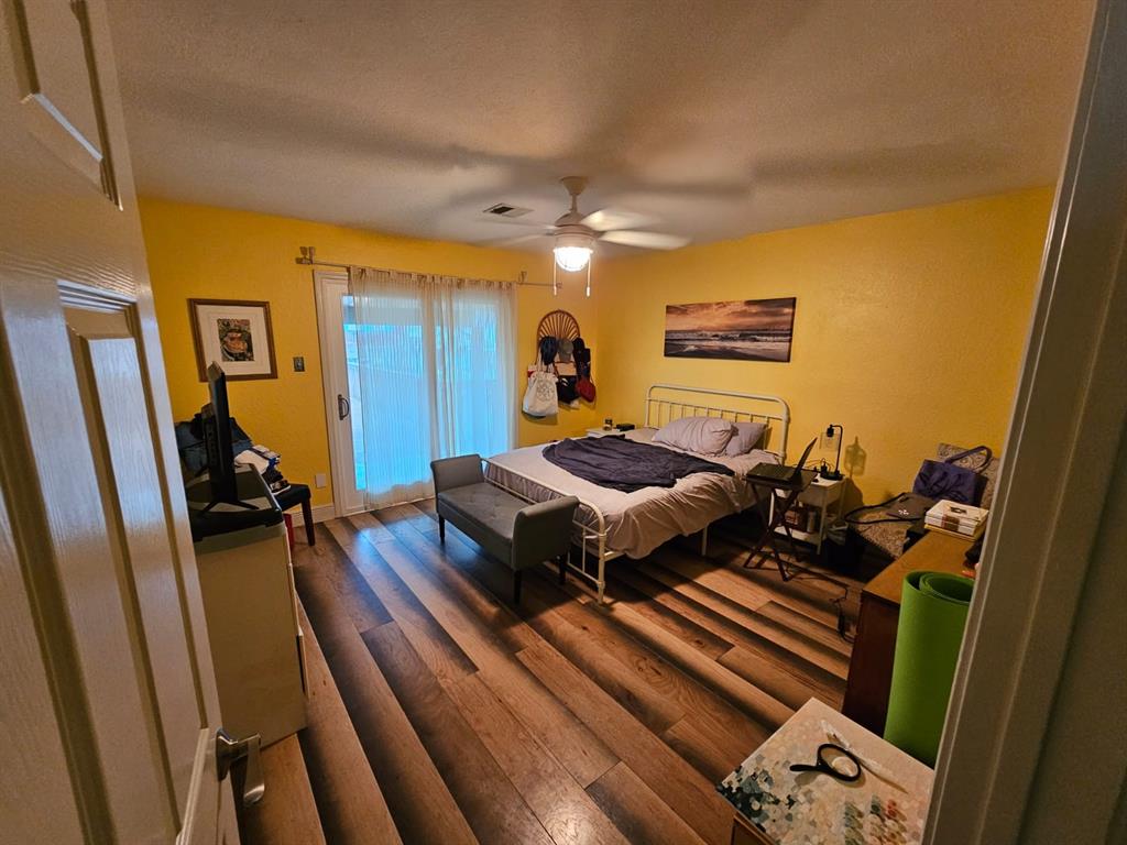 2 S Sandpiper Street, La Marque, Texas image 7