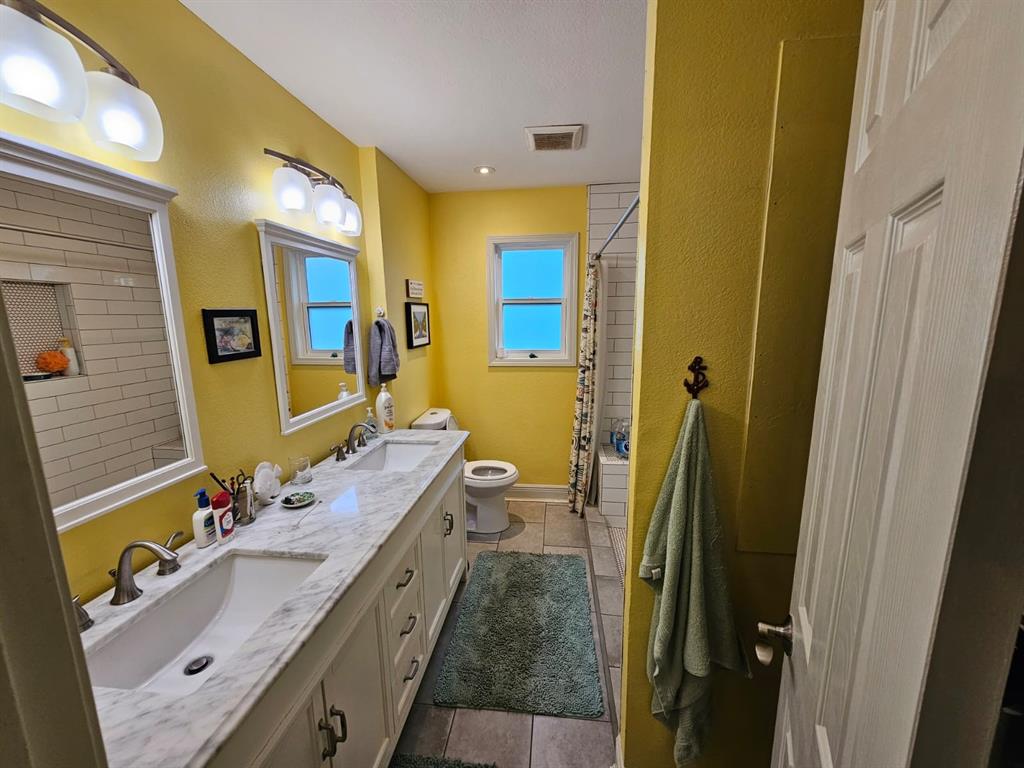 2 S Sandpiper Street, La Marque, Texas image 12
