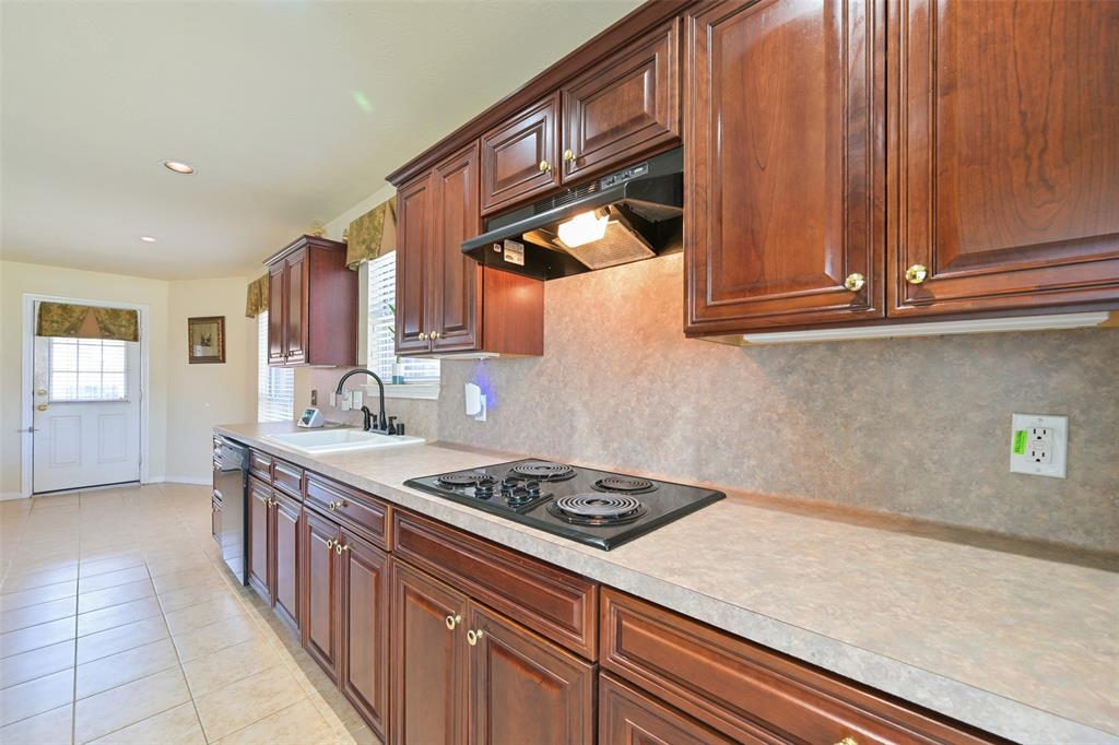 11204 Edwards Avenue, Pearland, Texas image 13