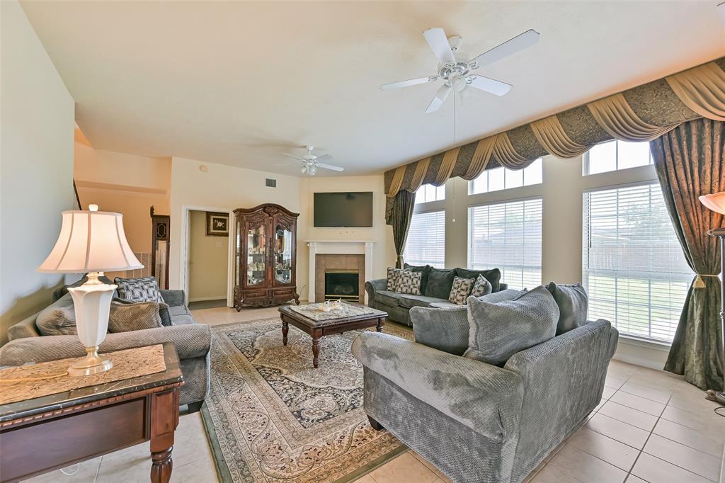 11204 Edwards Avenue, Pearland, Texas image 9