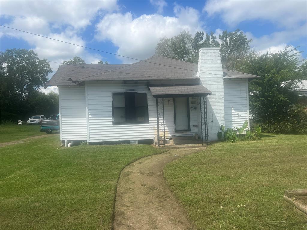 1101 N 1st Street, Lufkin, Texas image 1