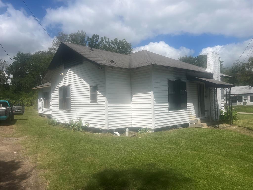 1101 N 1st Street, Lufkin, Texas image 2
