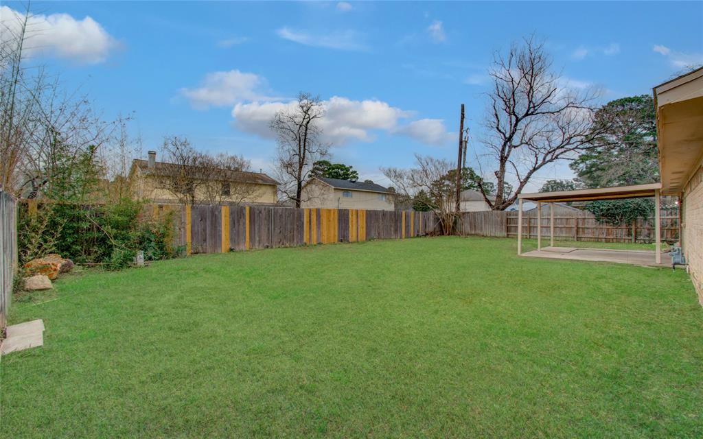9806 Charter Ridge Drive, Houston, Texas image 2