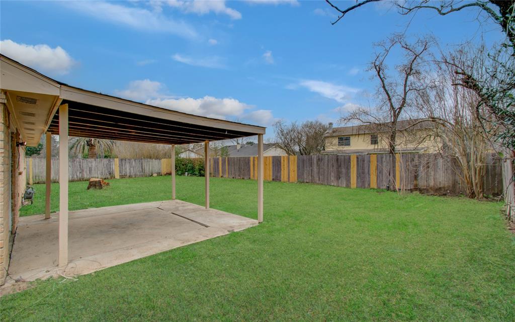9806 Charter Ridge Drive, Houston, Texas image 4