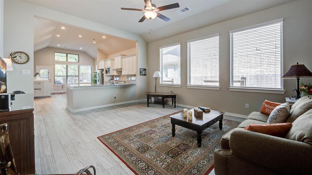 324 Cedrus Hills Trail
