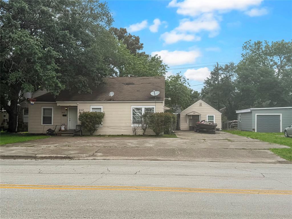 210 Park Street, Baytown, Texas image 4