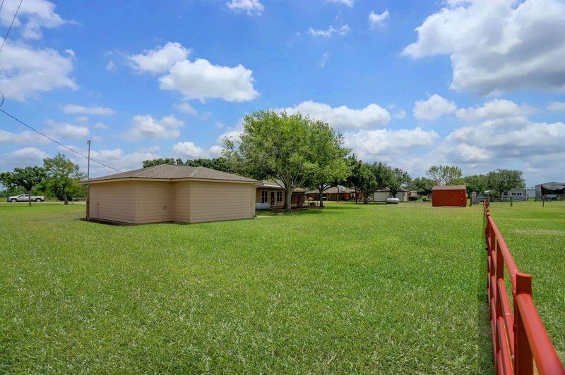 13302 Kettler Road, Needville, Texas image 9