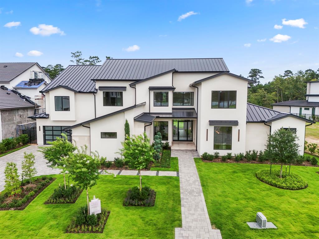 46 Aria Isle Drive