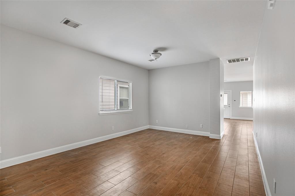 26893 Manor Crest Court, Kingwood, Texas image 7
