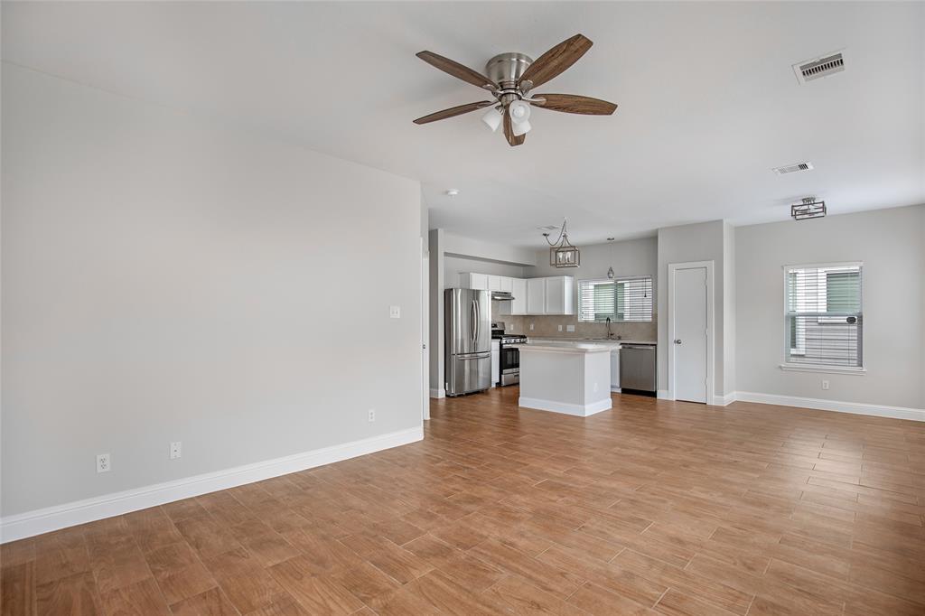 26893 Manor Crest Court, Kingwood, Texas image 19