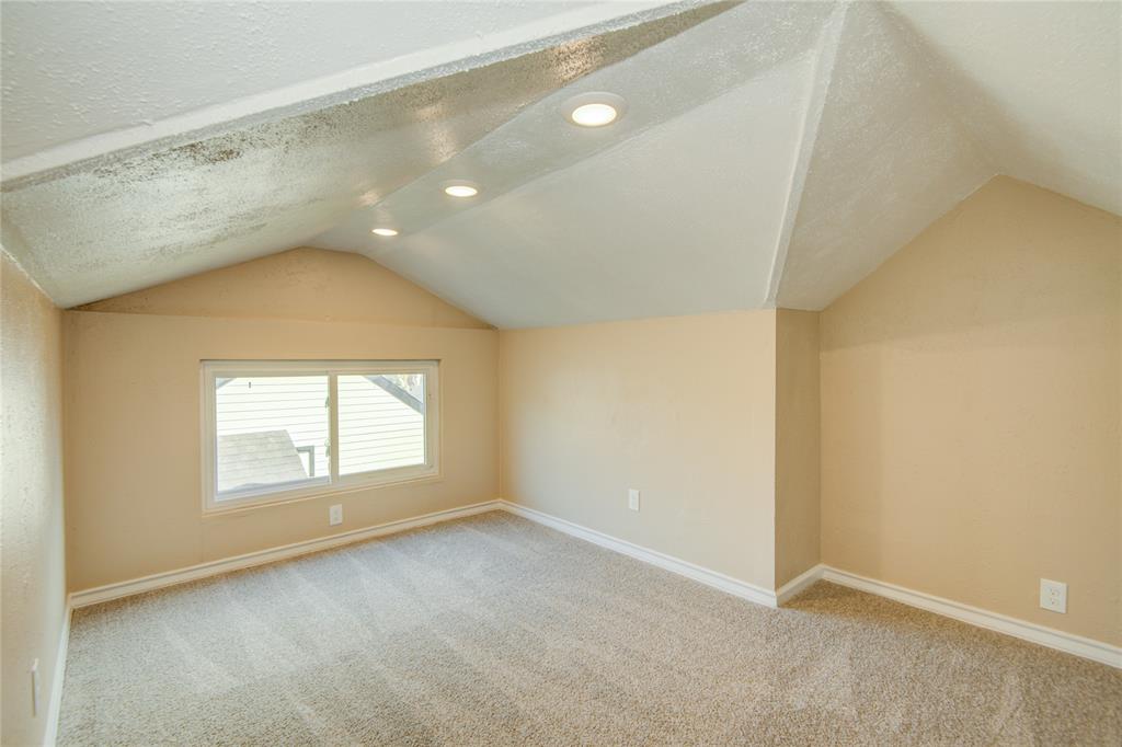 16610 Saturn Lane, Houston, Texas image 34