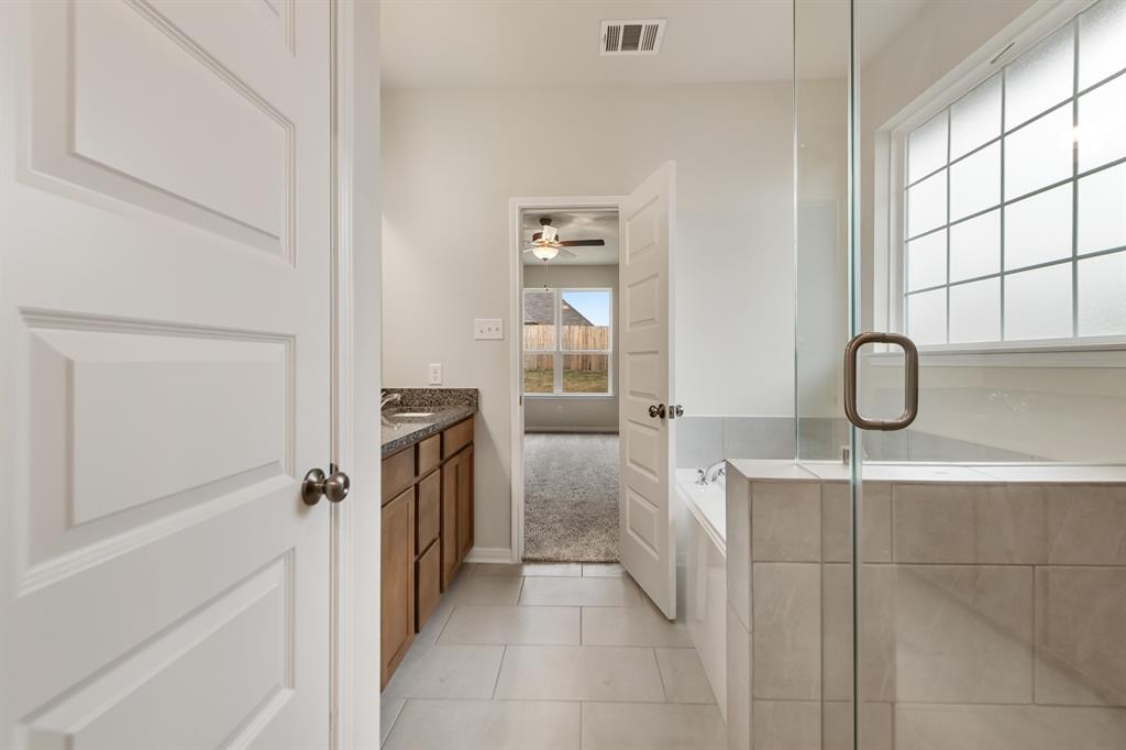 1412 Lake Ridge Drive, Brenham, Texas image 36