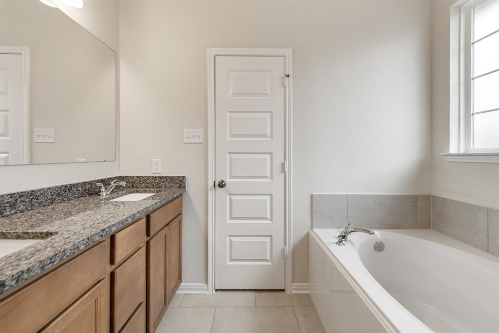 1412 Lake Ridge Drive, Brenham, Texas image 35