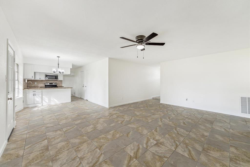 11251 Rousseau Drive Dr, Houston, Texas image 7
