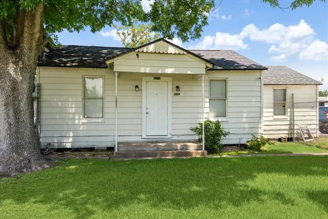 2923 Beverly Street Pasadena TX 77503