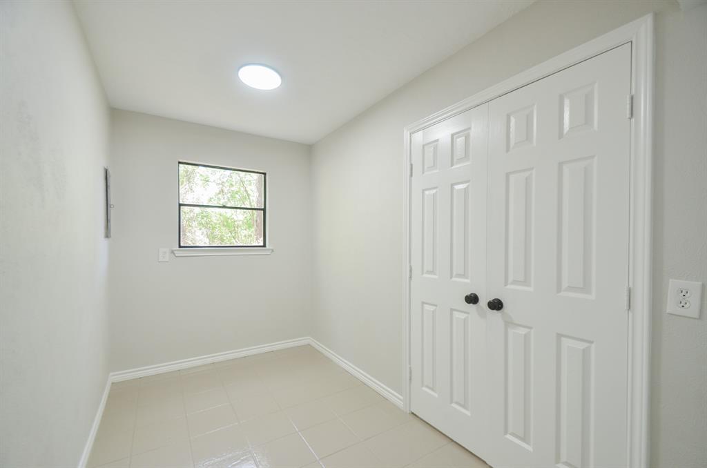 106 Magnolia Lane, Conroe, Texas image 32