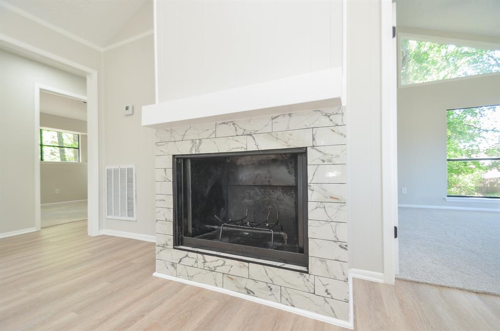 106 Magnolia Lane, Conroe, Texas image 12