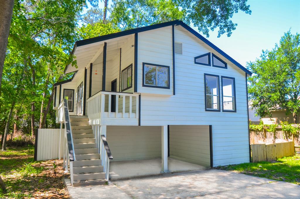 106 Magnolia Lane, Conroe, Texas image 1