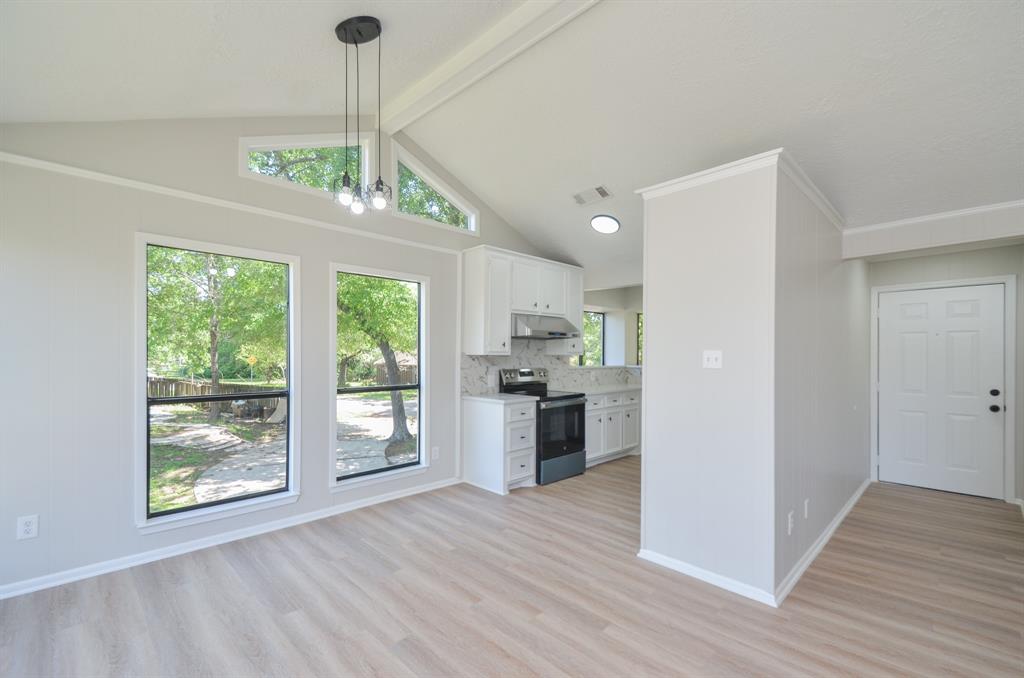 106 Magnolia Lane, Conroe, Texas image 16