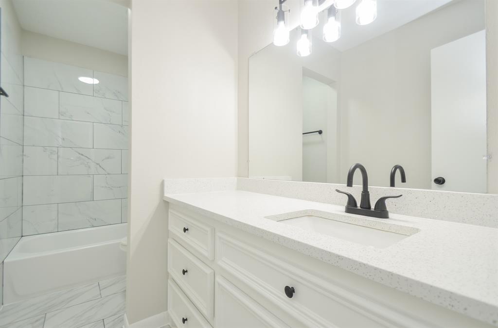 106 Magnolia Lane, Conroe, Texas image 27