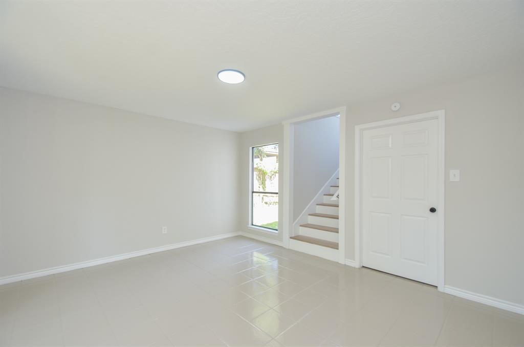 106 Magnolia Lane, Conroe, Texas image 4