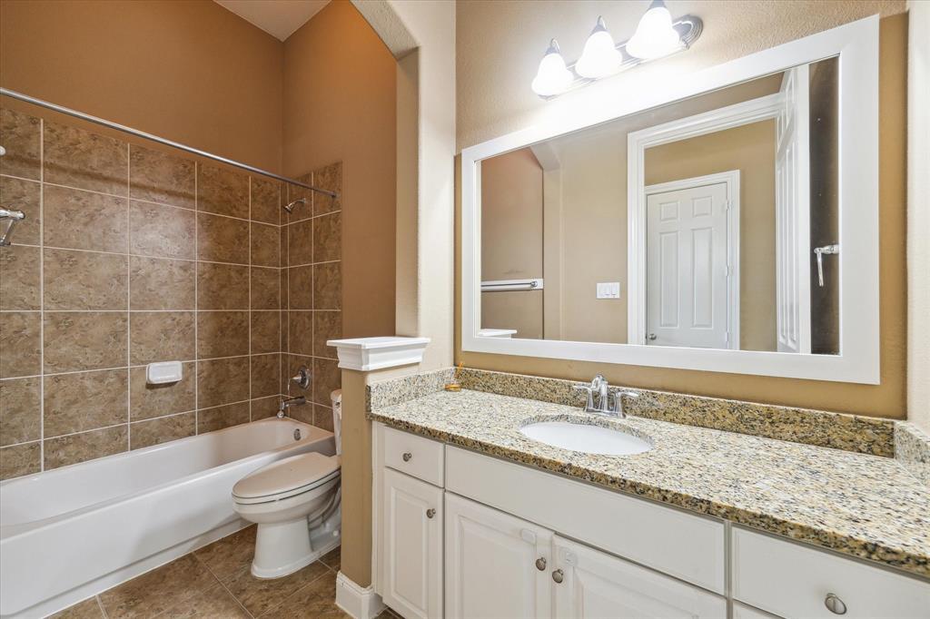 4603 Monarch Bluff Court, Sugar Land, Texas image 16