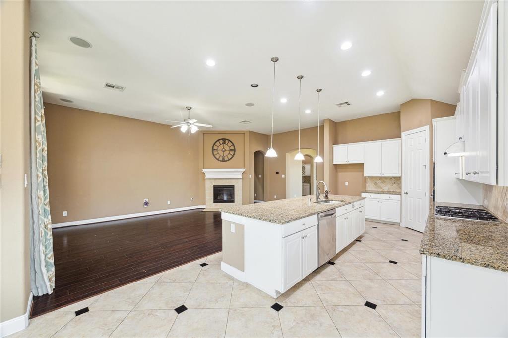 4603 Monarch Bluff Court, Sugar Land, Texas image 10