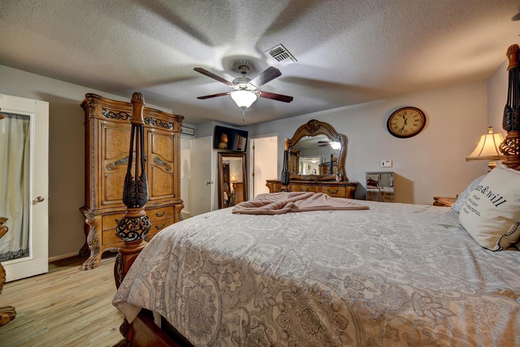 307 Scenic Drive, Brenham, Texas image 19