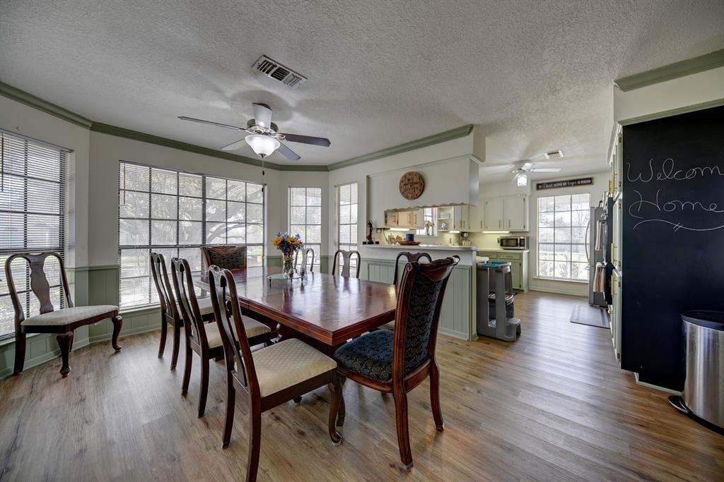307 Scenic Drive, Brenham, Texas image 6