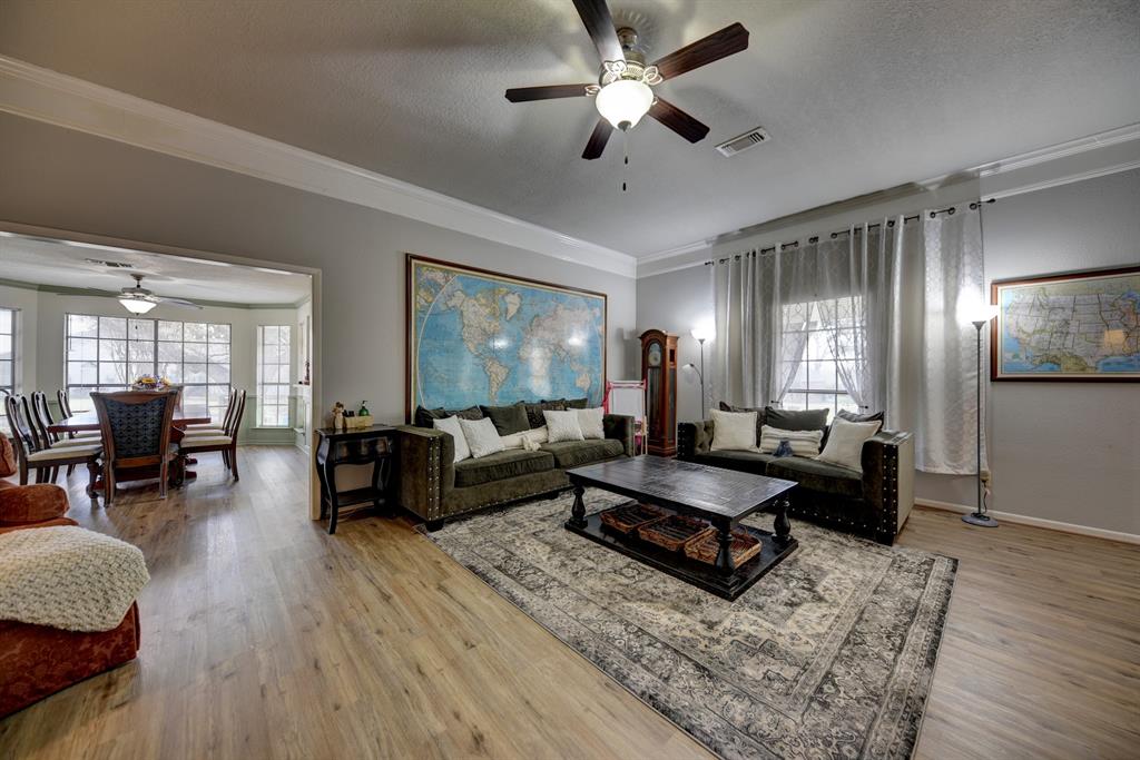 307 Scenic Drive, Brenham, Texas image 15