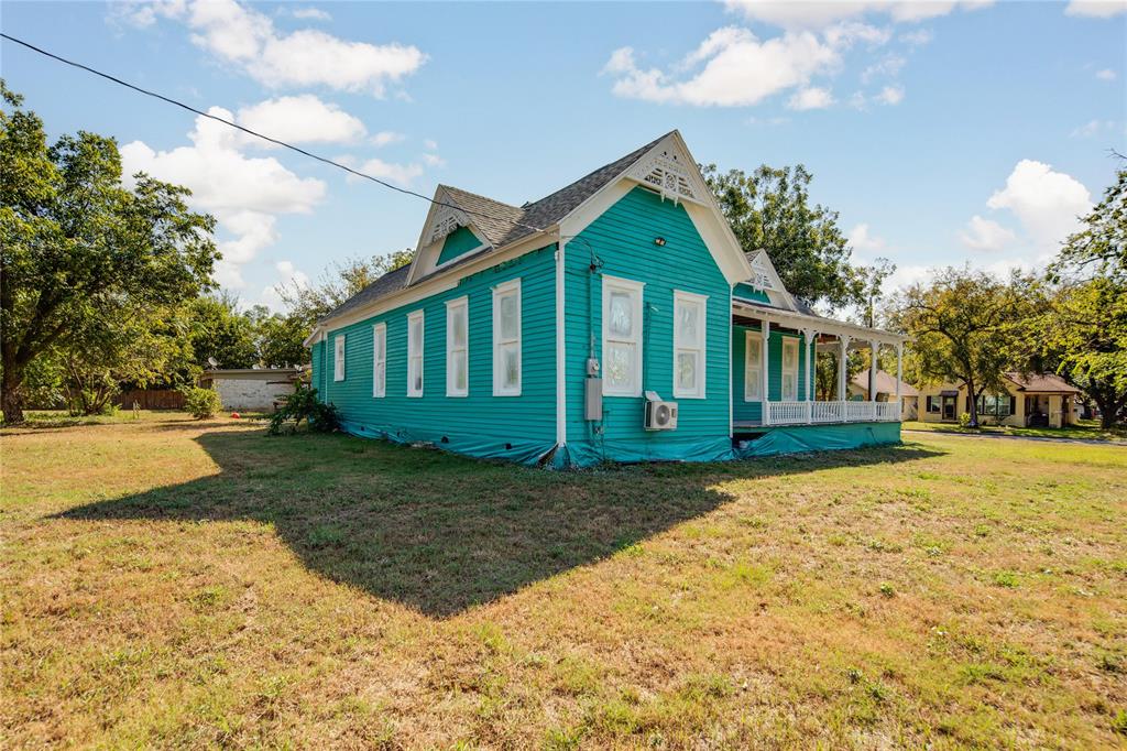 610 W Davis Street, Hearne, Texas image 5