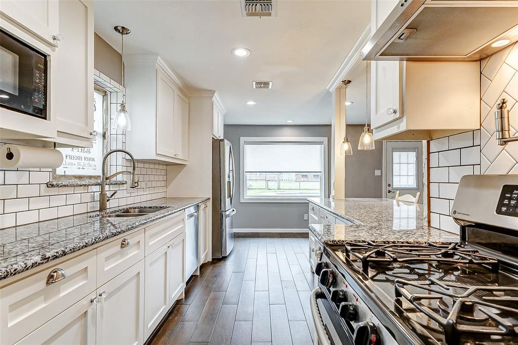 810 S Kaufman Drive, Deer Park, Texas image 5