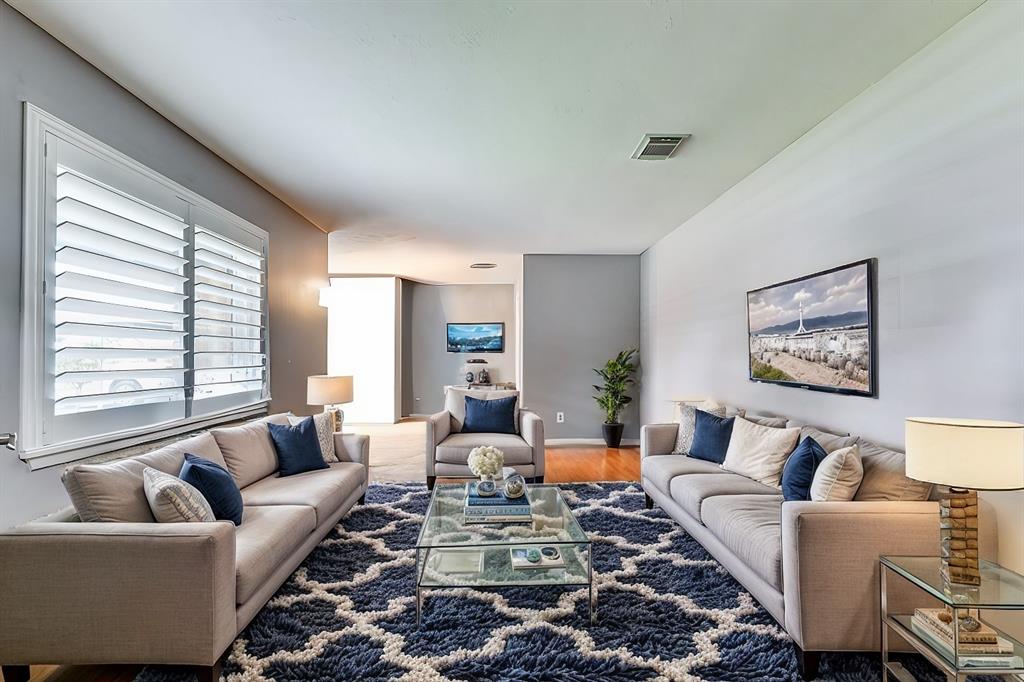 810 S Kaufman Drive, Deer Park, Texas image 2