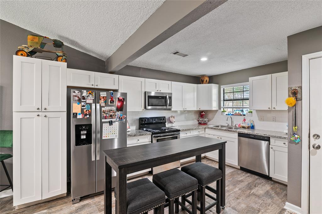 3559 Balboa Circle