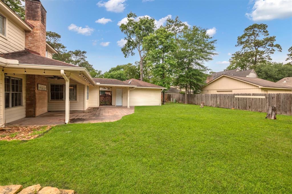 2015 River Falls Drive, Houston, Texas image 34