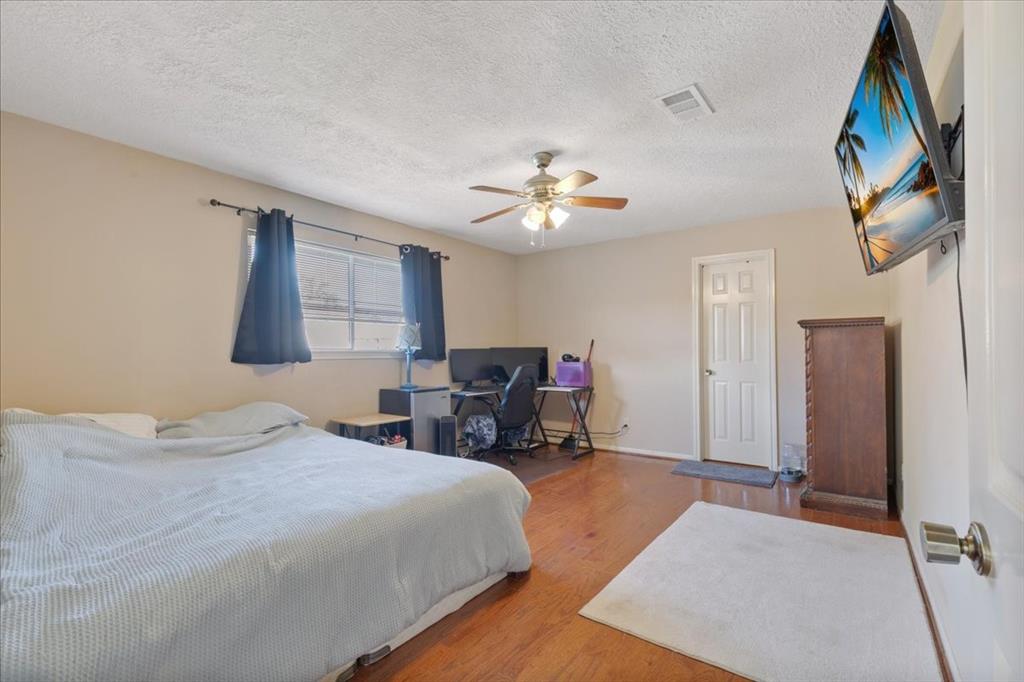 16003 Brook Forest Drive, Houston, Texas image 33