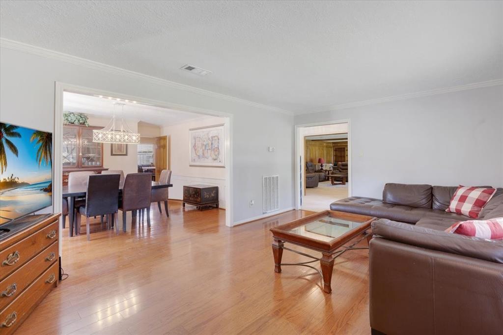 16003 Brook Forest Drive, Houston, Texas image 11