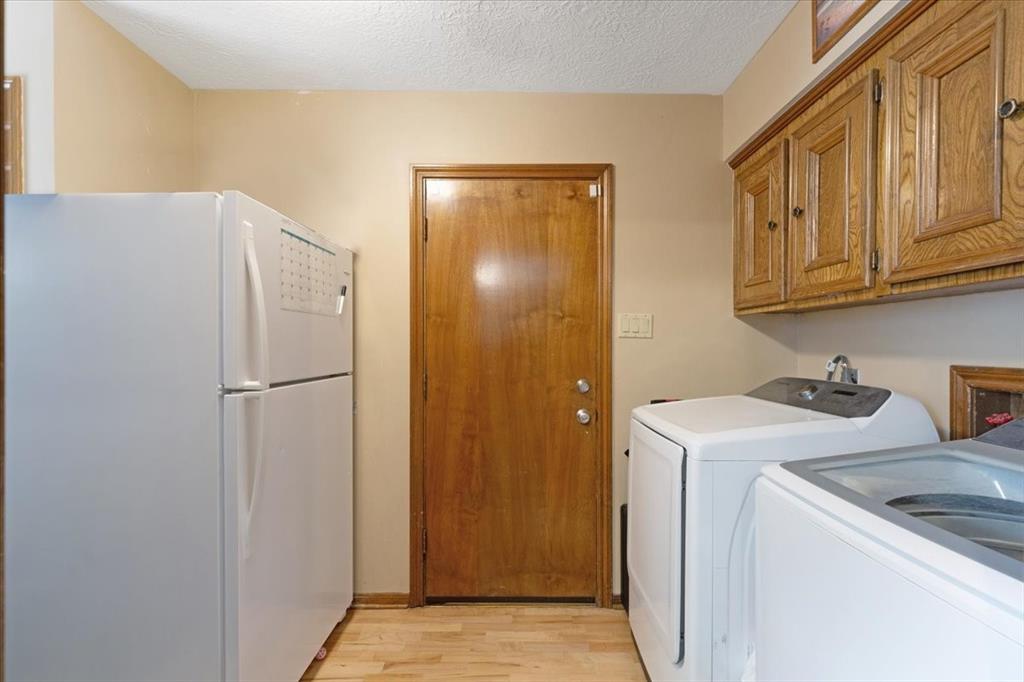 16003 Brook Forest Drive, Houston, Texas image 16