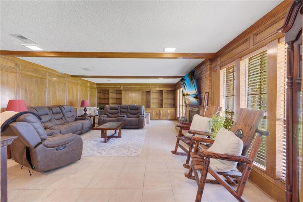 16003 Brook Forest Drive, Houston, Texas image 8