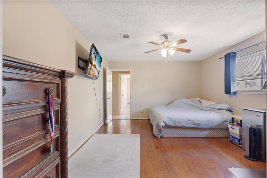 16003 Brook Forest Drive, Houston, Texas image 34