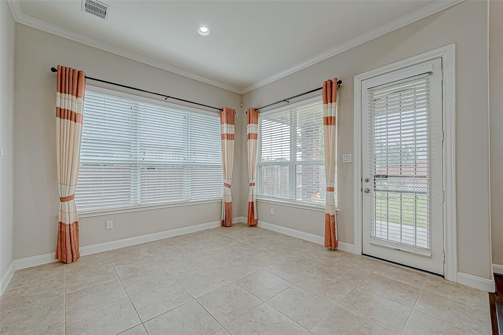 25719 Oakwood Knoll Drive, Katy, Texas image 22